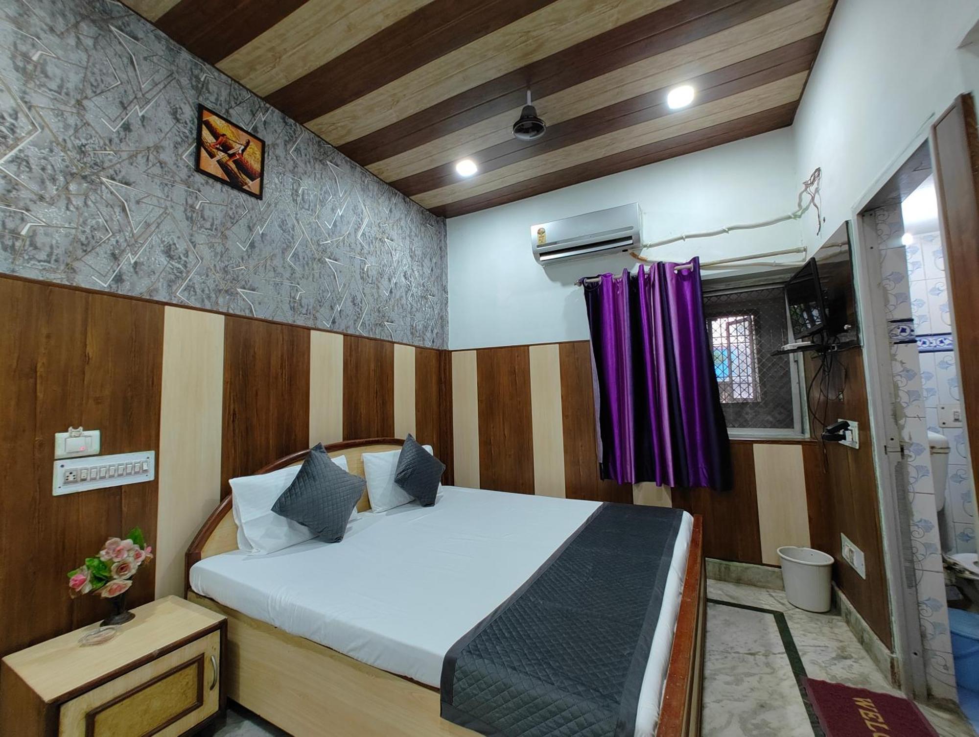 Hotel Swarajya Palace Agra  Bagian luar foto