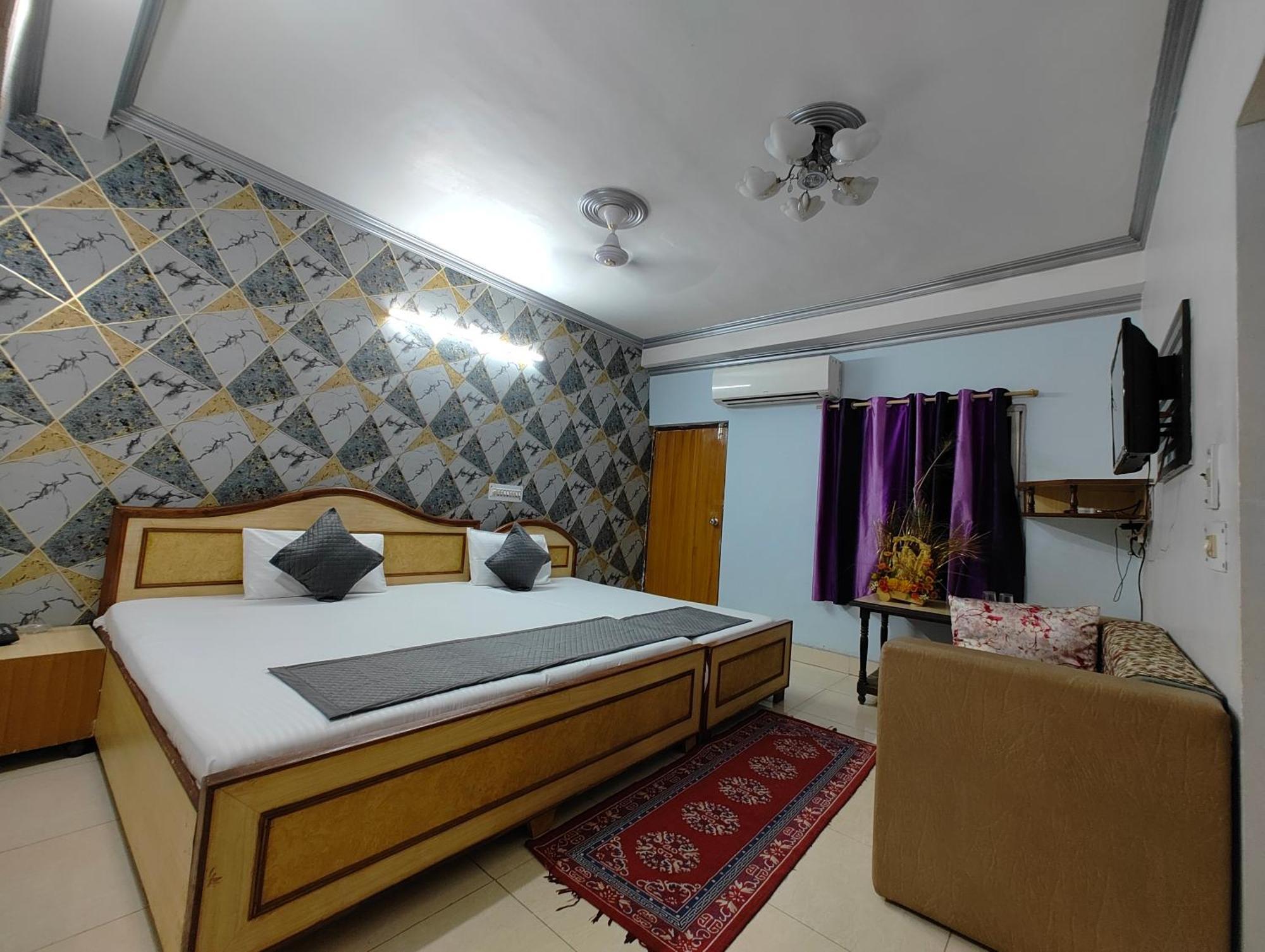 Hotel Swarajya Palace Agra  Bagian luar foto