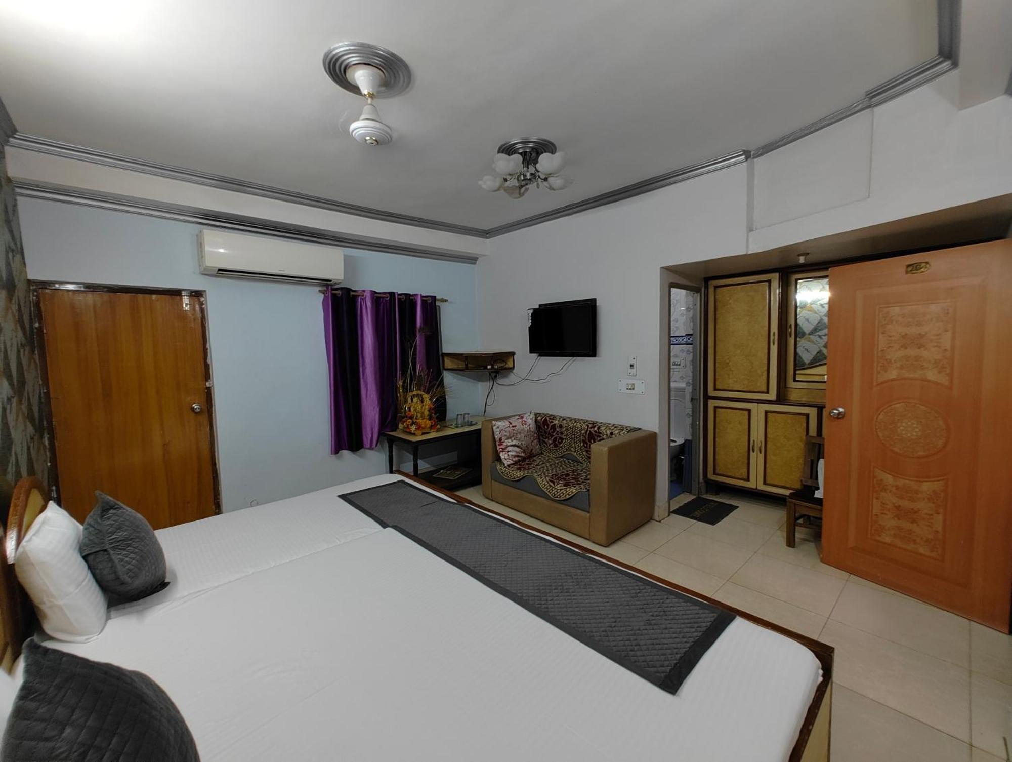 Hotel Swarajya Palace Agra  Bagian luar foto
